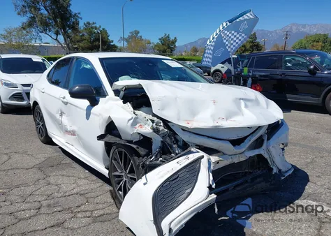 2021 Toyota Camry Se из США, поврежденный, VIN 4T1G11AK8MU433769